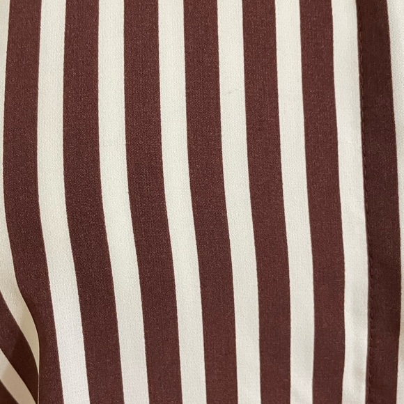 H&M Womens White & Brown Striped Silky Button Down Shirt Size Small - Picture 9 of 9